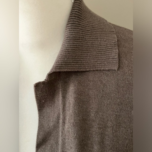 Good American Collared Henley Sweater 0/00 - Picture 9 of 11